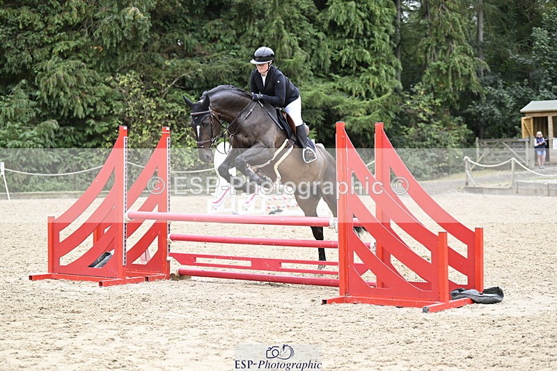 250830A-110811-05777 - Cls 21 British Novice and 90cm Open