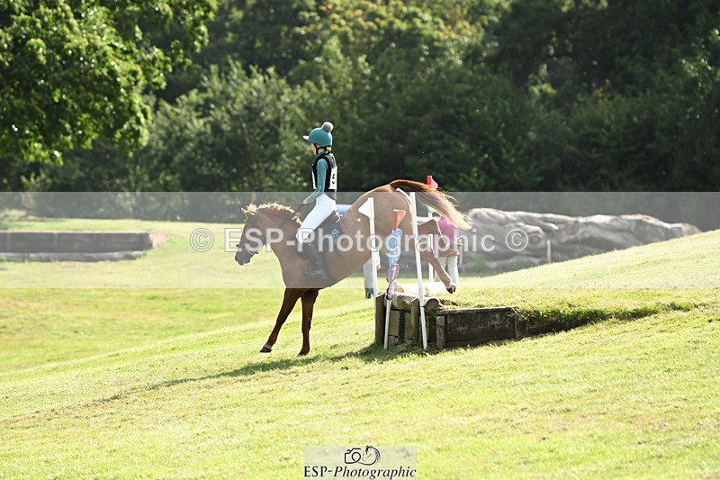 240825X-101115-31019 - 70cm XC 10.00 to 11.00