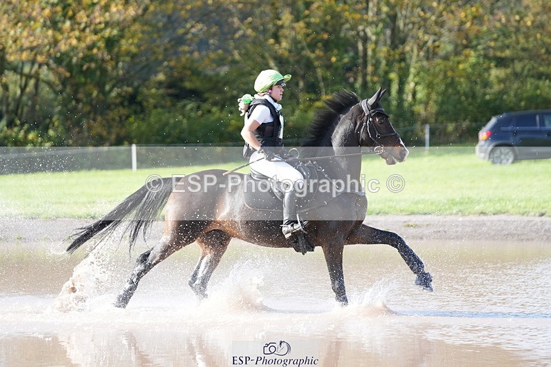 251024A-131321-11013 - B-148-Tarka.Abraham