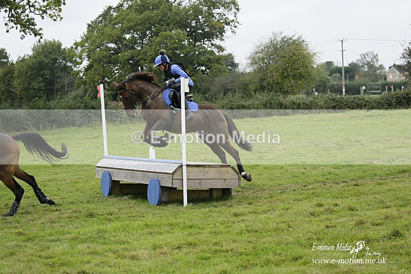  WWHT 171021 2020 - Novice Pairs (0.80m)  17/10/21
