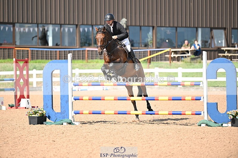 240726A-164311-02611 - Cls 12 1.10m Amateur Qualifer