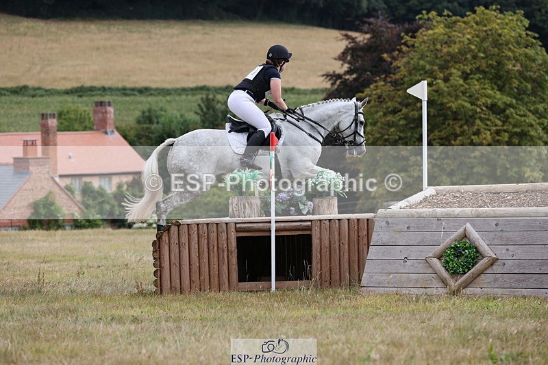 250802A-105332-01012 - C-110-Tabby.McKiernan-COSMIC.LADY