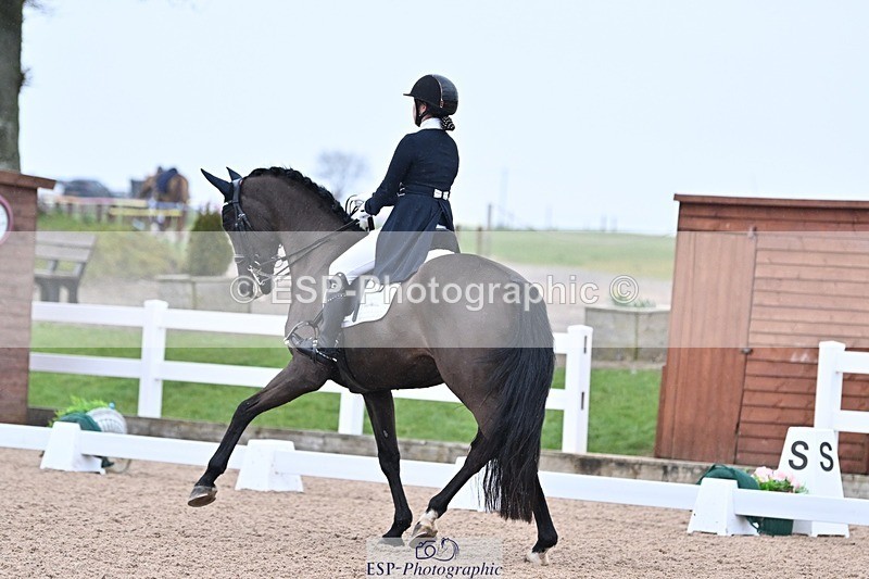 250214-124054-01597 - 177-Nynn.Puttisombat-Ivaro.I