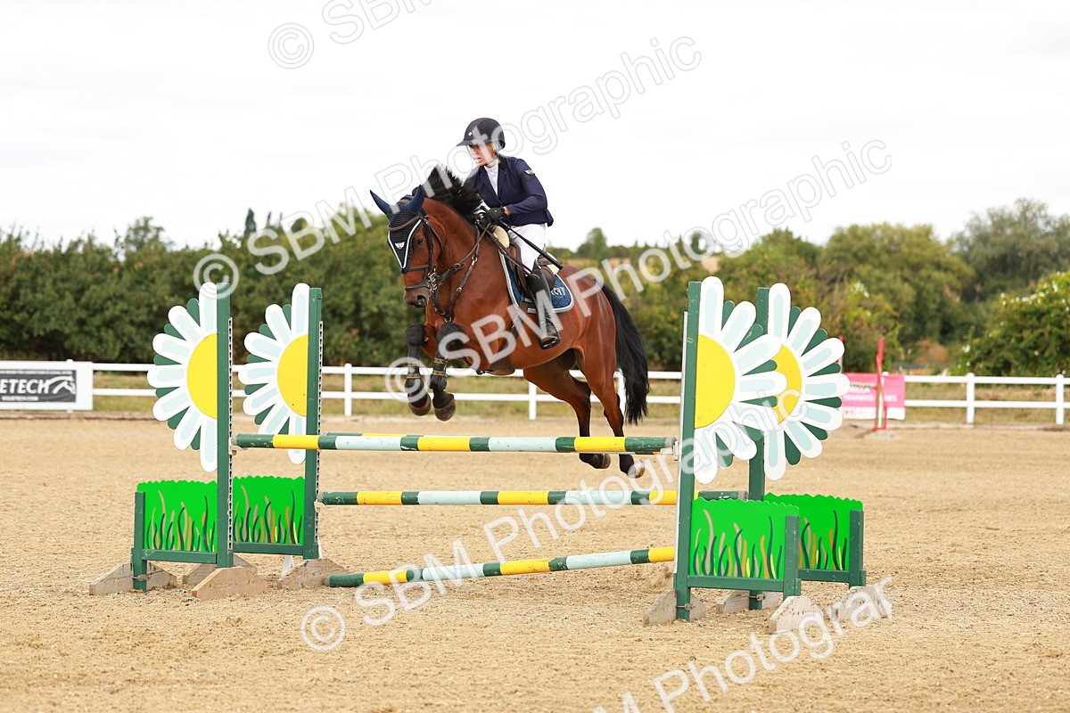 SBM_006810 - Class 4 - Senior British Newcomers - 1.10m
