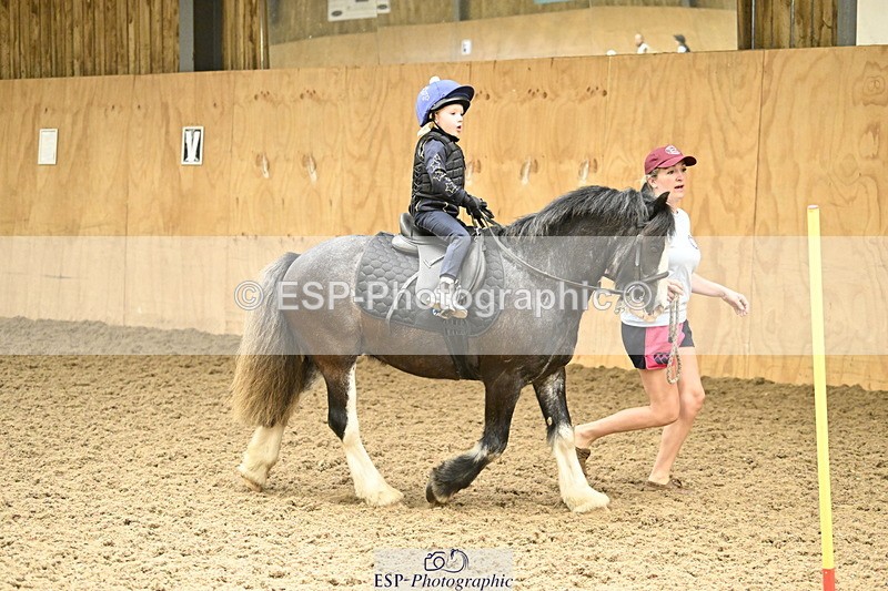 240728B-143018-00582 - Theo and Gemma's Groups Indoor