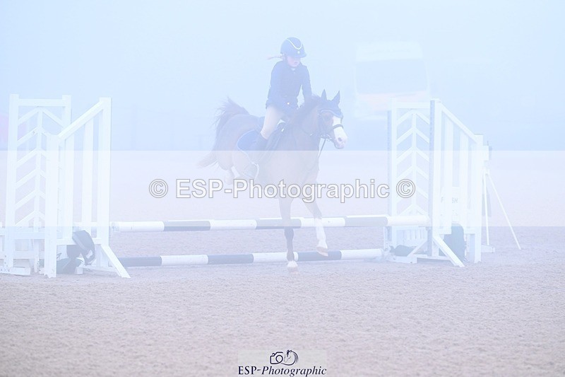 251115-094133-00341 - Cls 19 Clear Round 40cm