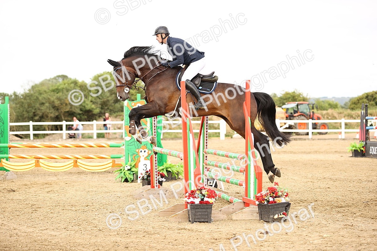 SBM_004923 - Class 24 - Arit Senior British Novice - 90cm
