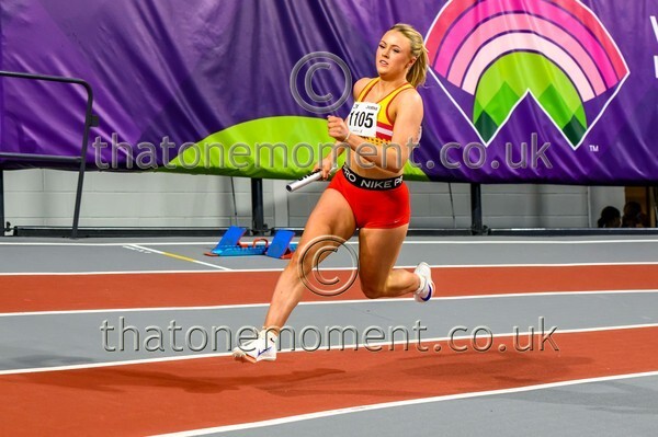 CombiMast25-915872 - Track Female Set Two