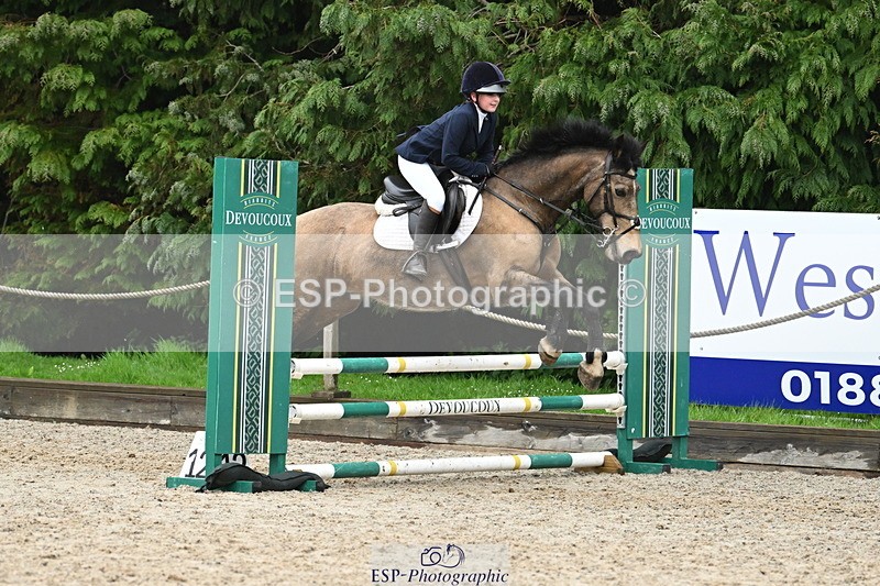 250418A-135058-00972 - UnAff 70cm