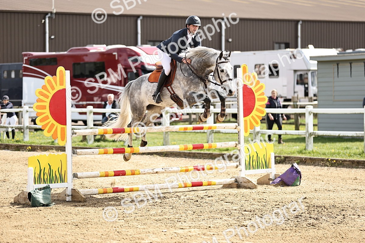 SBM_001089 - Class 4 - Senior Newcomers - 1.10m