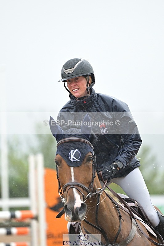 240925A-134156-00972 - Cls 4 Newcomers and 1.10m Open