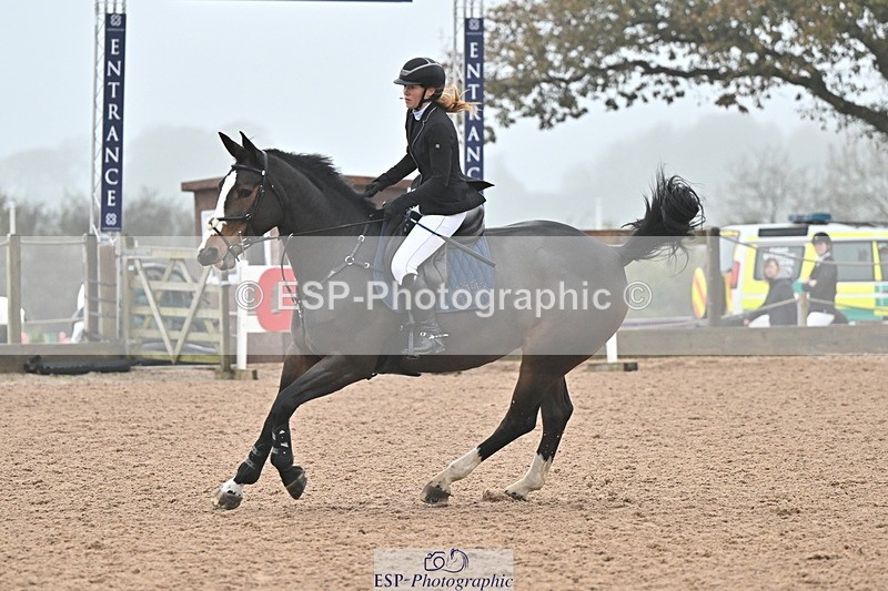 241103A-110149-06849 - SUN Cls 18 British Novice and 90cm Open