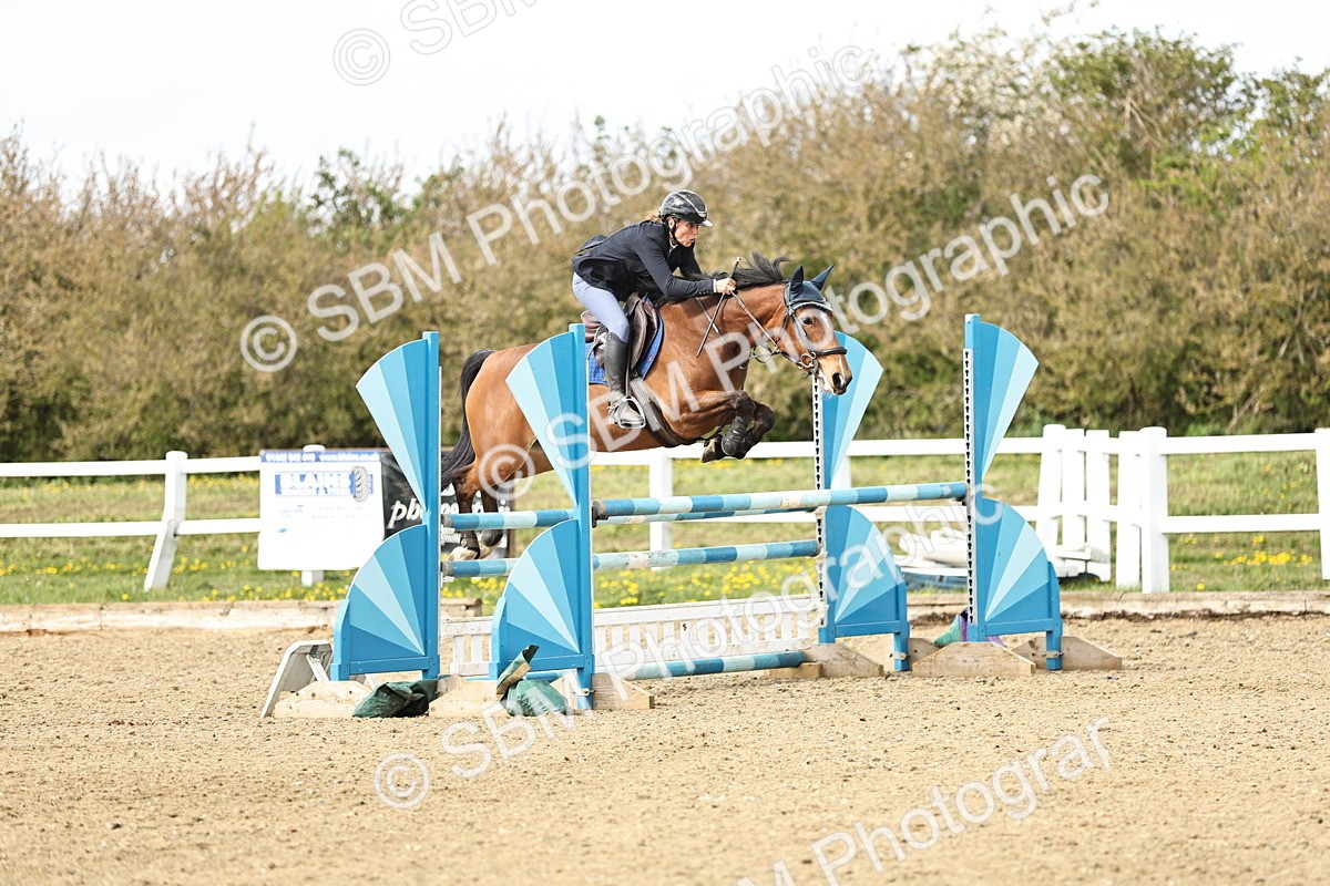 SBM_001304 - Class 4 - Senior Newcomers - 1.10m