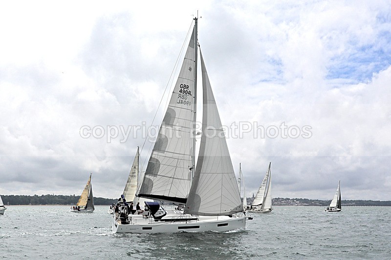 210703 COOL RUNNINGS GBR4904L 1Y3A1860 - ROUND THE ISLAND RACE 2021