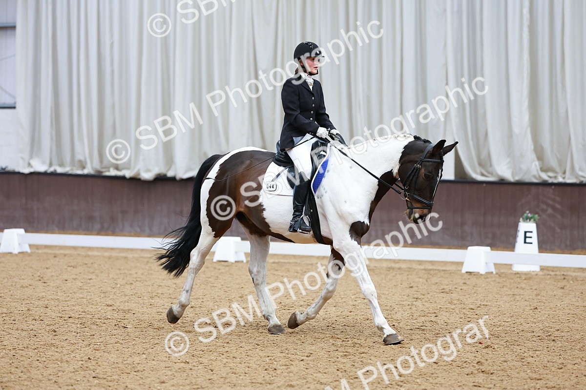 SBM_002999 - Class 14 - Novice 2