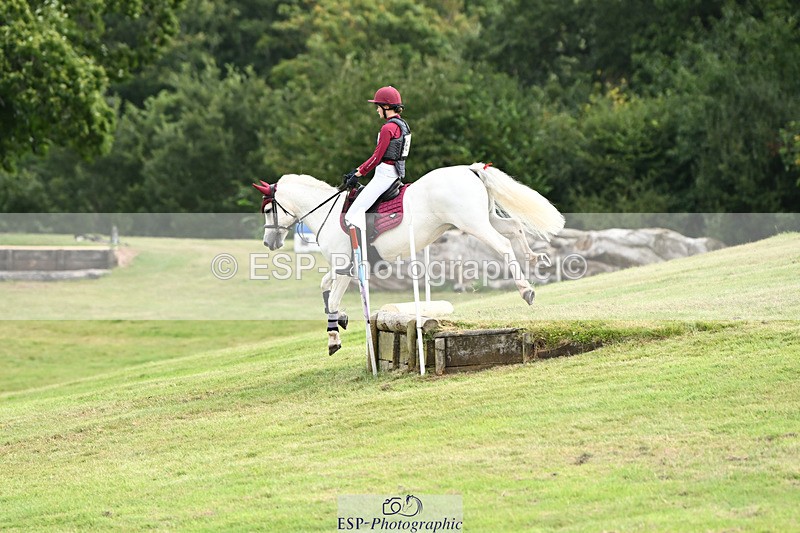 240825X-115049-32143 - 70cm XC 11.00 to 12.00