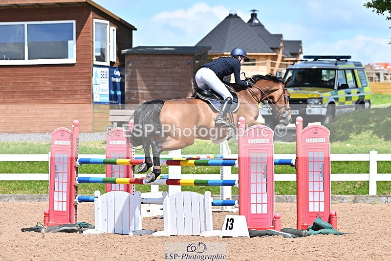 240619A-153335-00868 - Cls 5 Snr Foxhunter and 1.20m Open