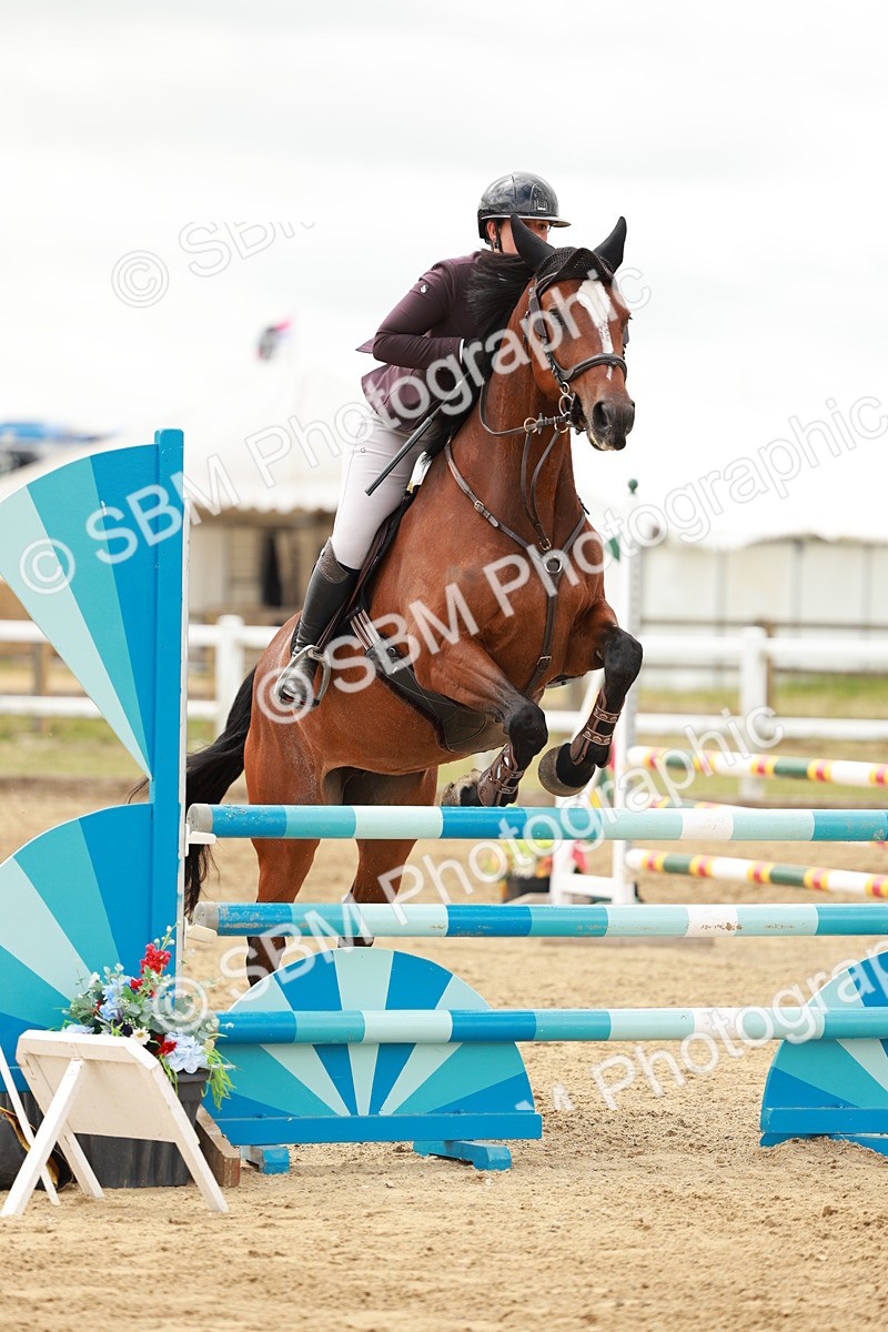 SBM_006898 - Class 2 - Senior Discovery - 1.00m Open