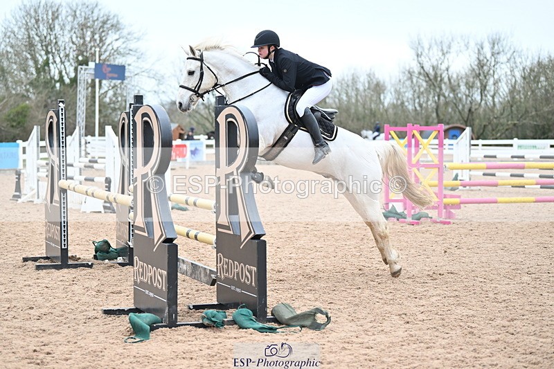 240128A-121920-00832 - Cls 4 Pony Newcomers and 1m Open