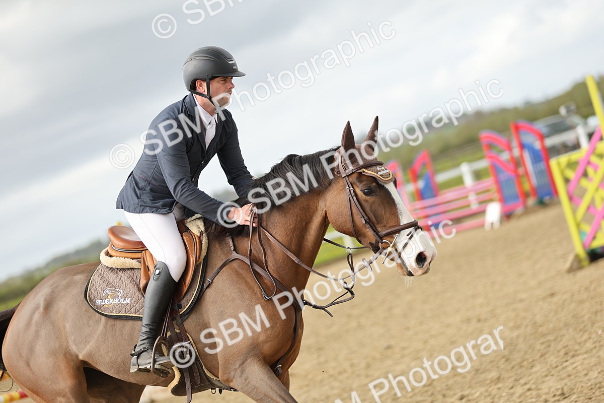 SBM_000343 - Class 2 - Senior British Novice - 90cm
