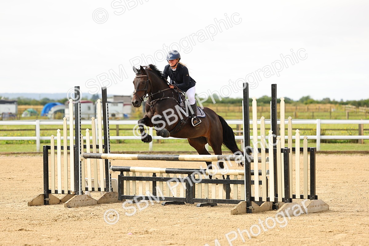 SBM_008725 - Class 1 - Senior British Novice - 90cm Open