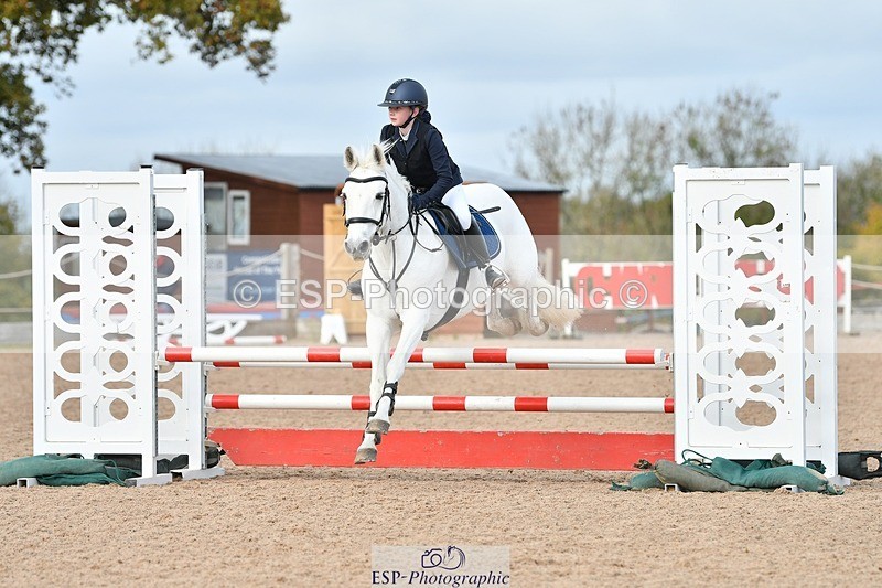 251026-114947-02641 - Cls 23+24 80cm Club and Schools