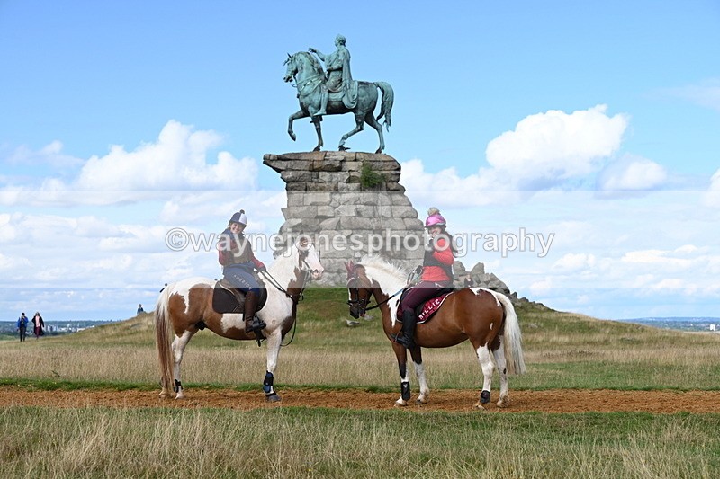 DSC_9905 - Time at Statue 15:11 to 15:58