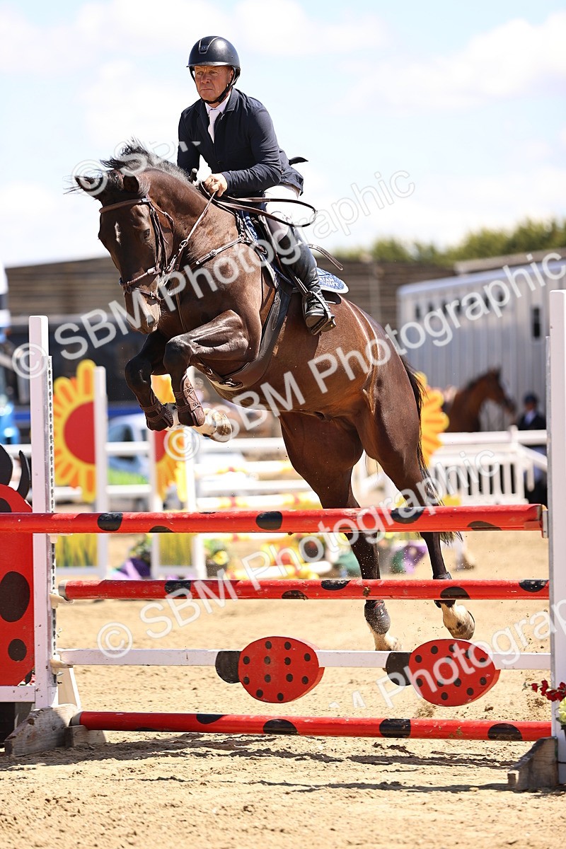 SBM_014811 - Class 15 - Senior Newcomers - 1.10m Open