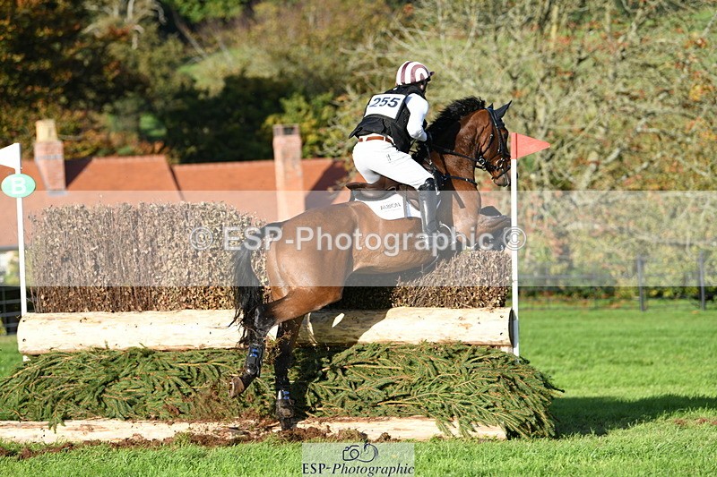 251024A-155828-14951 - C-255-Rupert.Batting