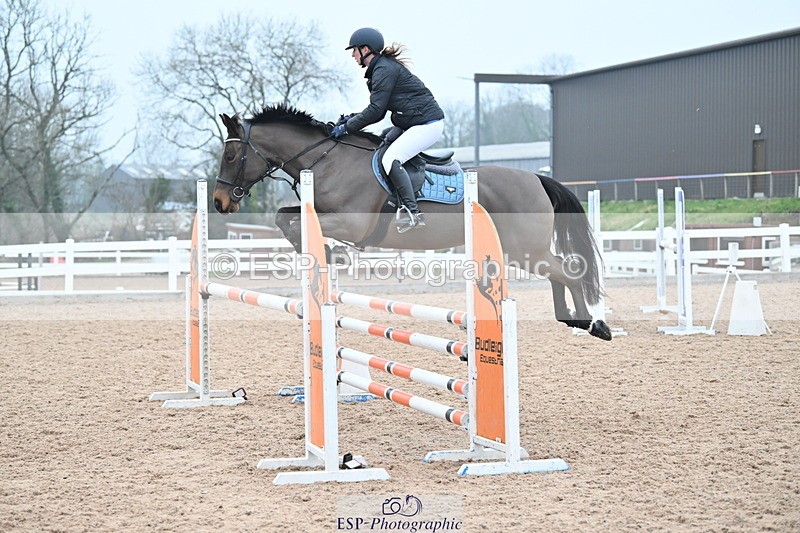 240113A-132720-02197 - Cls 12 Newcomers and 1.10m Open