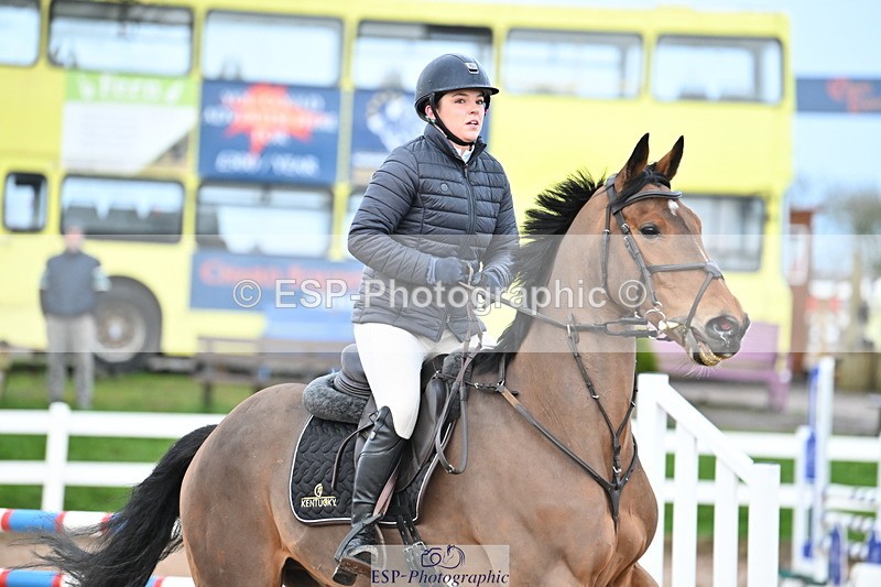 240224A-083316-02798 - Cls 9 British Novice and 90cm Open