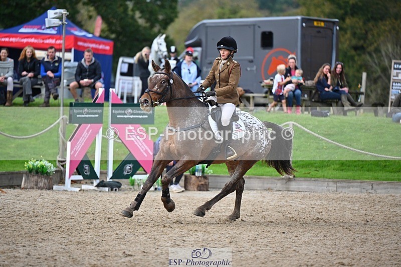 241027-143335-17941 - 501-Captain.Holly.Day-MUSTANG