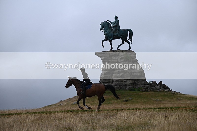 DSC_1727 - Time at Statue 12:13 to 12:32
