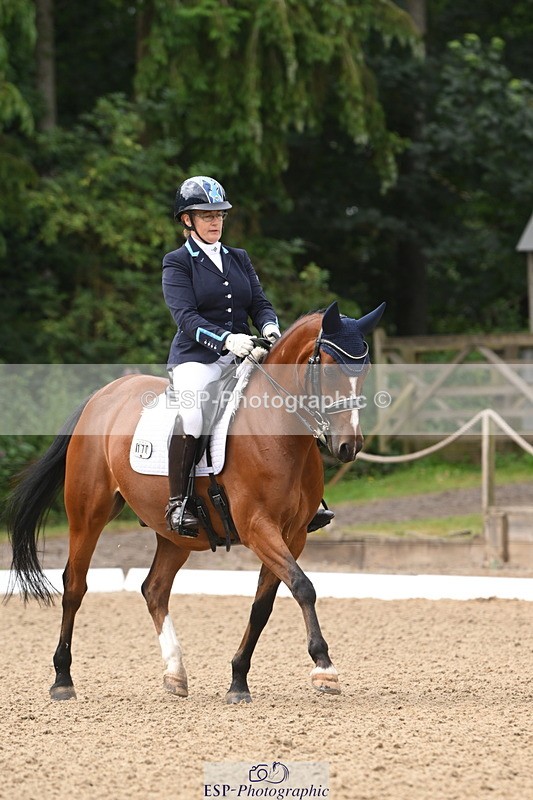 250720A-113140-09842 - 170-Alison.Luscombe-BB.Chambery