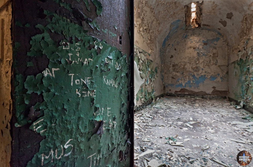 Door writing, Holmesburg Prison, Philadelphia PA | Abandoned America by Matthew Christopher