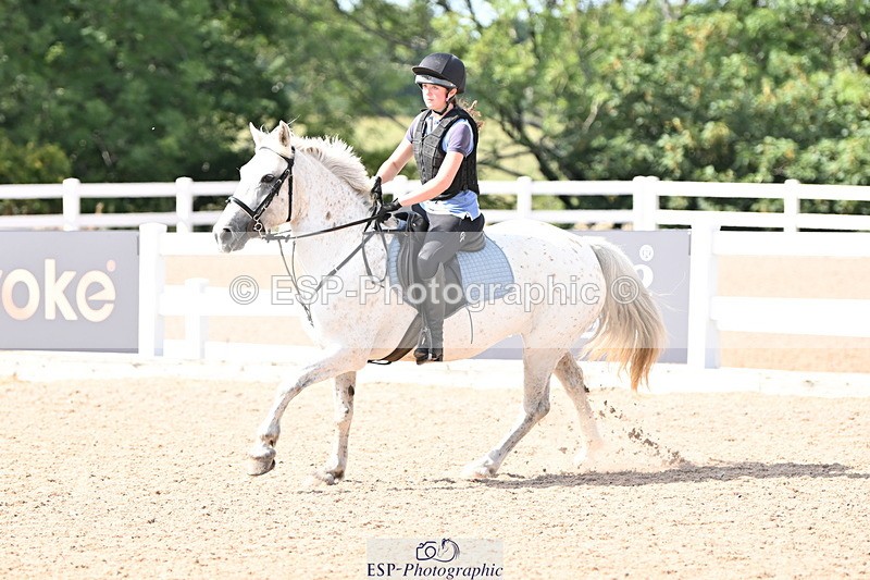 250821B-154052-00583 - Group B - Danielle