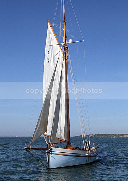 100522 F14 IMG_2702 - Sailboats - monohull