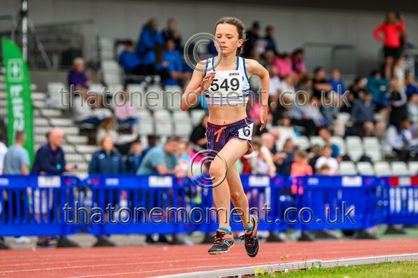 Age25SAT-915201 - Track Female Set One