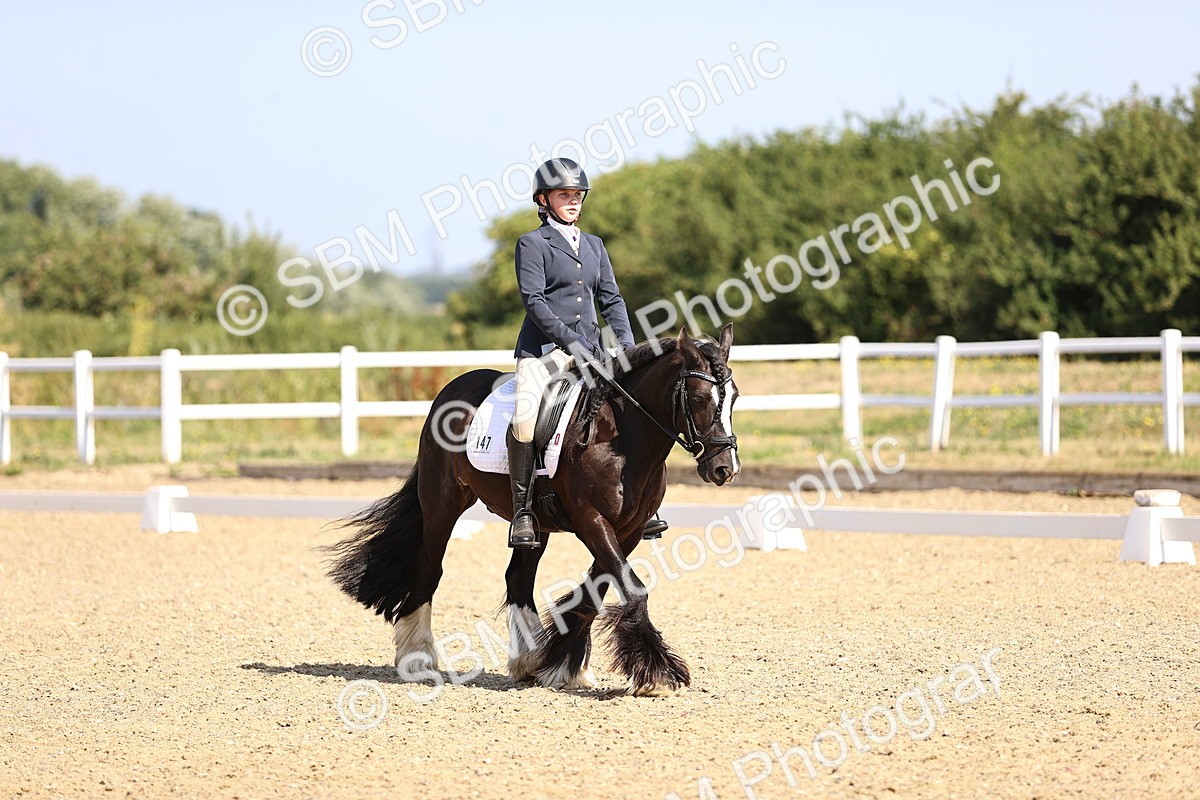 SBM_009195 - Novice 5 - 9.50-10.53
