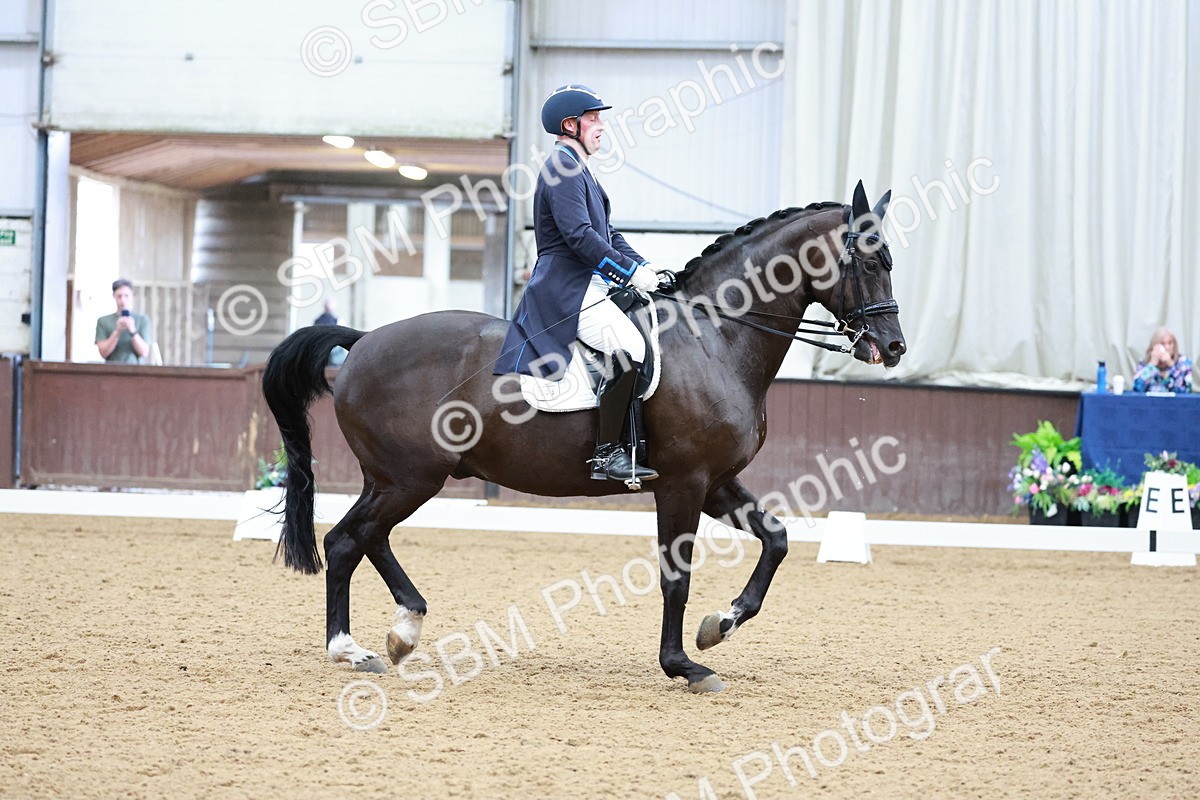 SBM_015987 - Class 5 - FEI INT II - 15.48-17.00