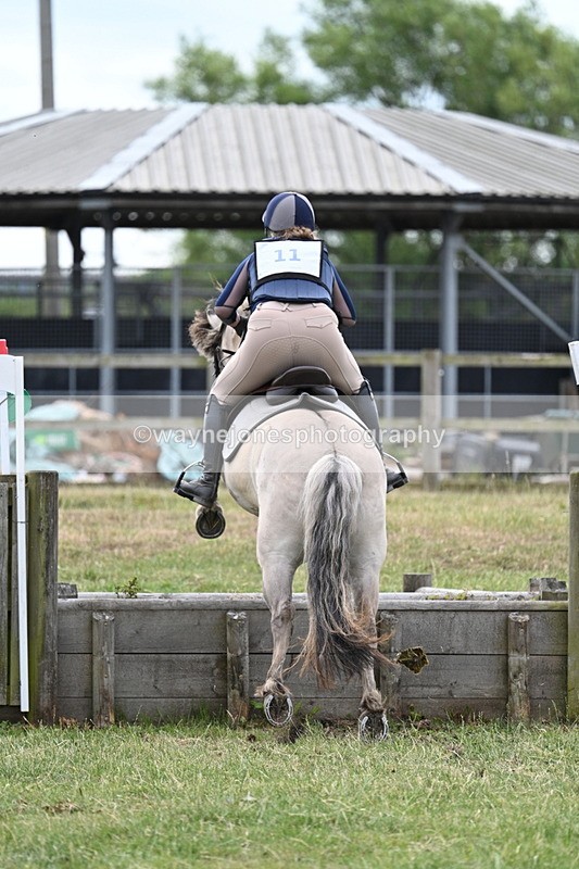 WJ7_4784 - 60cm XC Time 09:58 to 10:16