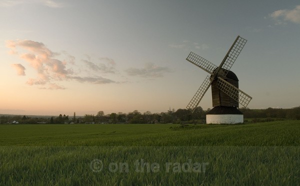Pistone post mill - Windmills