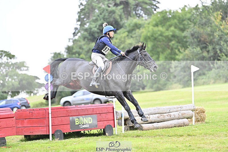 240825X-173708-38207 - 80cm XC 17.30 to End