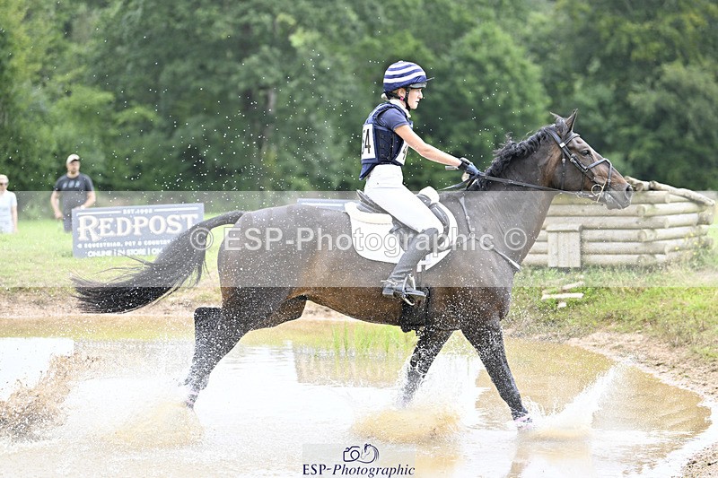 240804-124831-13829 - 454-Bella_Stevens-TOTALLY_WORTH_IT