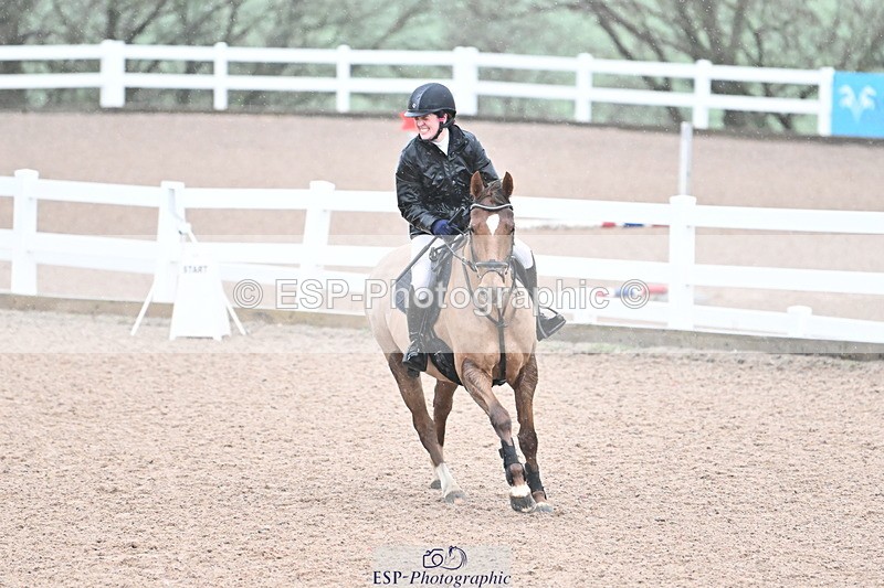 231210A-091515-02051 - Cls 15 British Novice