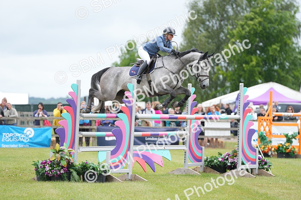 SBM_03176 - Class 201 - British Horse Feeds Speedi Beet Horse of the Year Show Grade  C