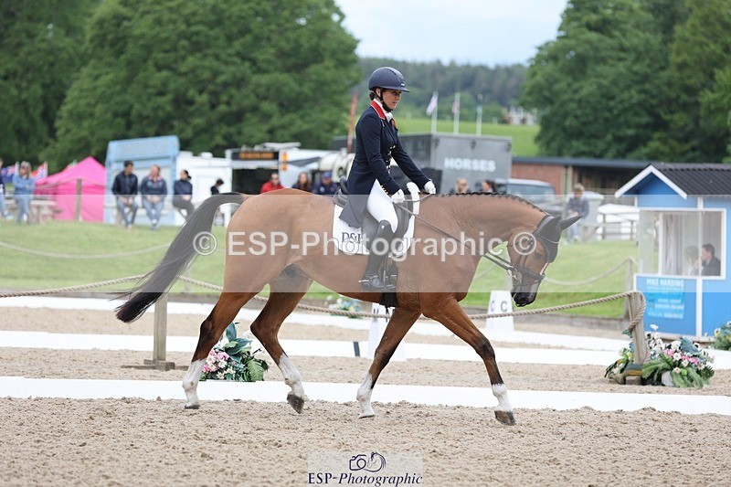 240524-093102-07194 - 255-BALANCERO-Laura_Collett