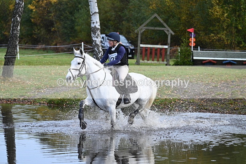 WJ7_0195 - 80cm Cam 2 Water Time 10:45 to 11:06