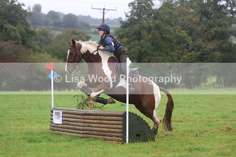 3E7A1356 - Class 2: 70cm: Half Roll Top