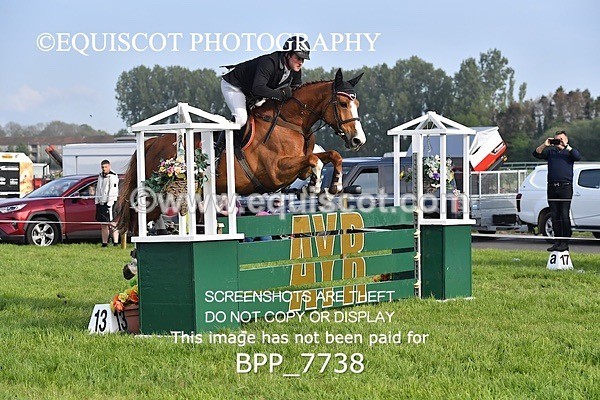 BPP_7738 - CLASS 6 Nisbets Fresh From The Farm & The Golf Inn 1.00m Amateur Championship